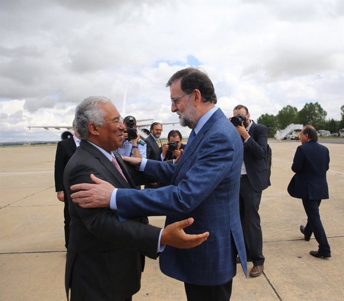 Rajoy se reúne con Antonio Costa en la Cumbre Luso-Española