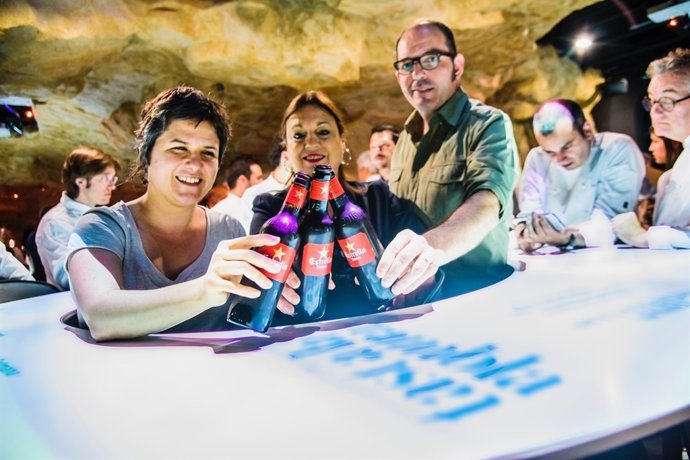 Gala Pin, Roser Torras y Fermín Villar