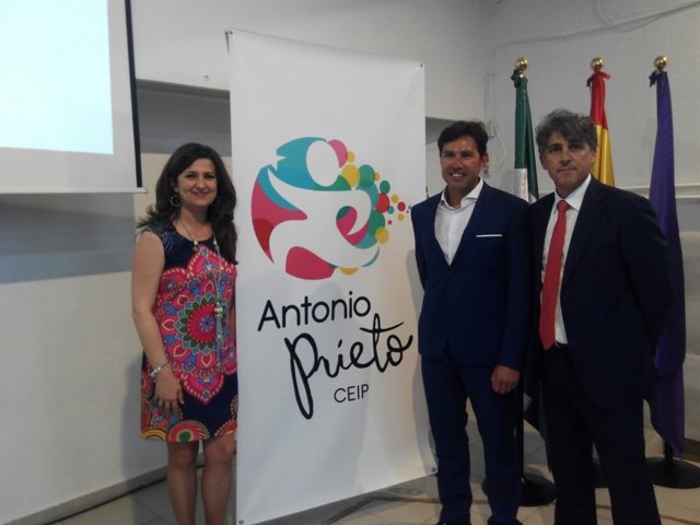 Acto de inauguración del CEIP 'Antonio Prieto' de Jaén 