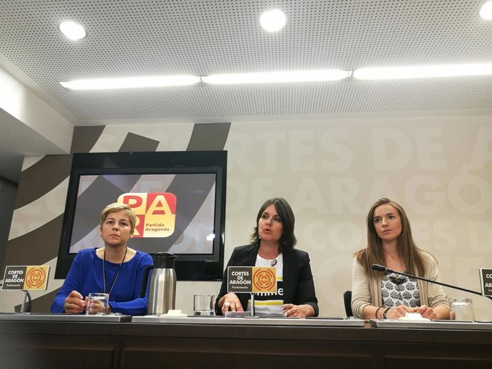 Berta Zapater, Elena Allué y Lucía Guillén