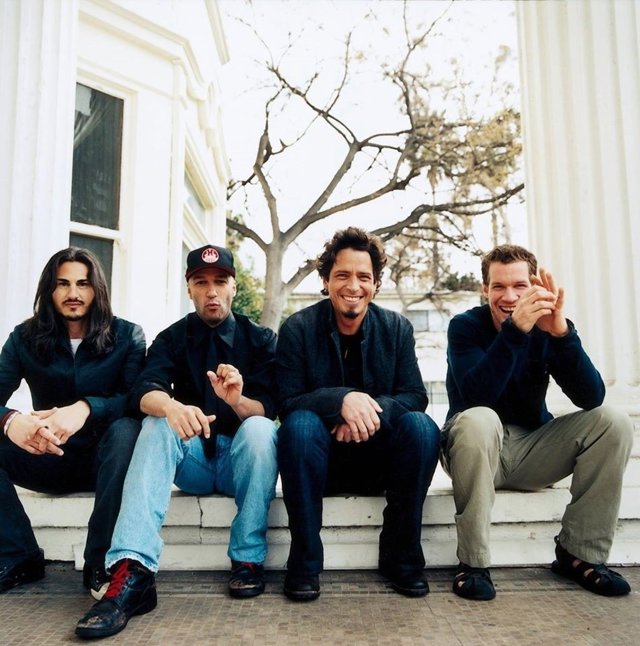 AUDIOSLAVE