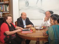 La Diputación colabora con la Fundación Vicente Ferrer para adaptar una vivienda a una mujer discapacitada