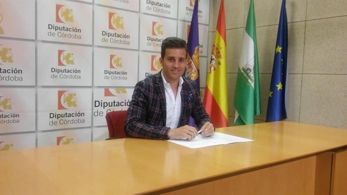 Torralbo presenta las convocatorias de Juventud y Deportes