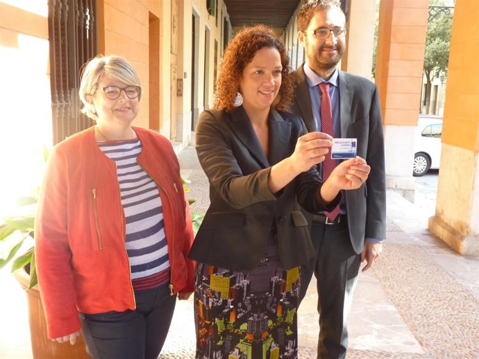 Imagen de archivo del registro del proyecto de presupuestos 2016 en el Parlament