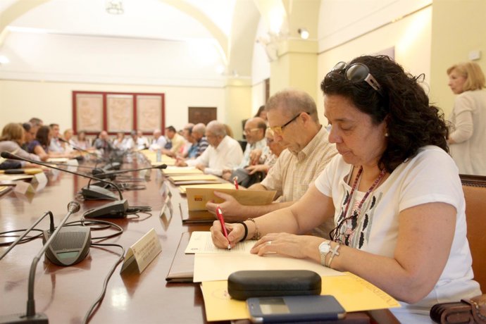 Firma de convenio entre la US y ONG sevillanas