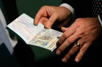 El Gobierno de Trump aprueba normas más estrictas para visados y autoriza la revisión de redes sociales