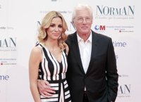 Richard Gere y Alejandra Silva, una pareja solidaria en el estreno de 'Norman'