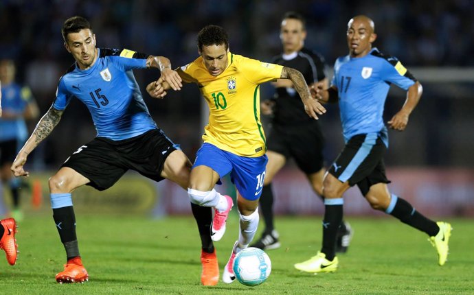 Neymar Uruguay Brasil Egidio Arévalo Ríos Matías Vecino