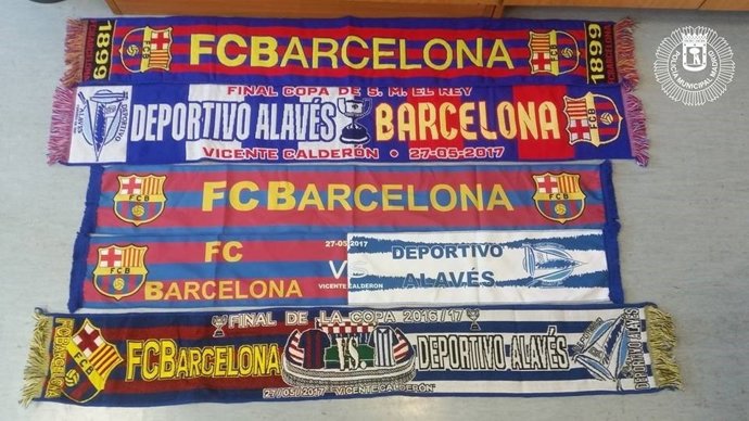 Bufandas intervenidas