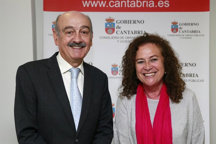 11:00 Despacho Del Consejero  El Consejero De Obras Públicas Y Vivienda, José Ma