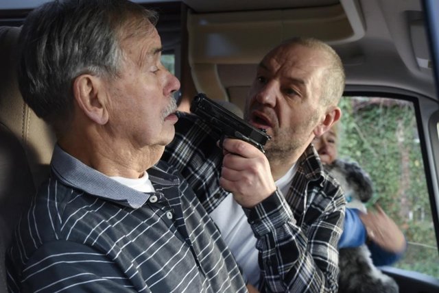 MUERTE EN VACACIONES