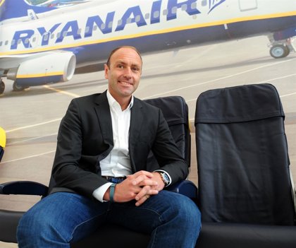 Ryanair introduce la facturación 'online' con 60 días de antelación para  asientos reservados