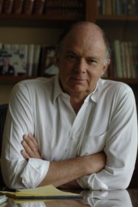 Enrique Krauze asegura que los populismos son "potencialmente dictatoriales"