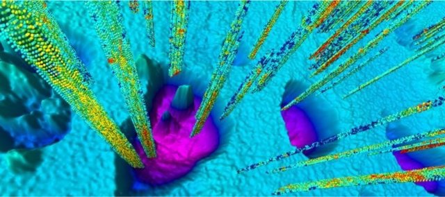 Emanaciones de metano desde cráteres en el lecho marino ártico