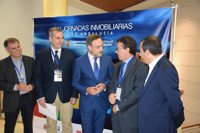 Junta anuncia una nueva oferta de suelo para construcción de 2.584 viviendas y desarrollo de 386 parcelas industriales