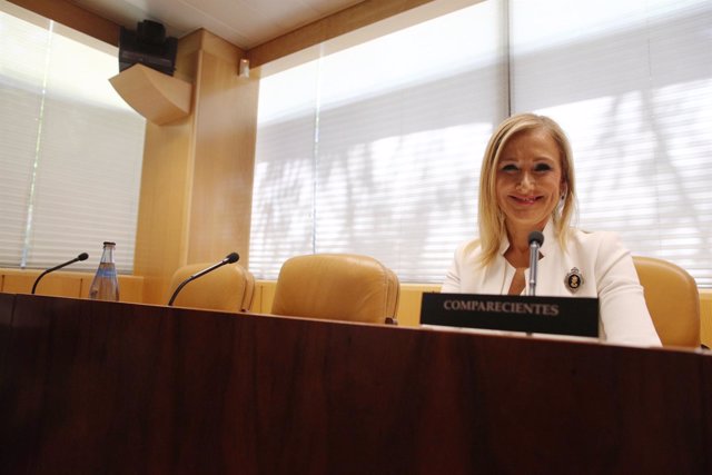 Cristina Cifuentes comparece en la comisión sobre corrupción