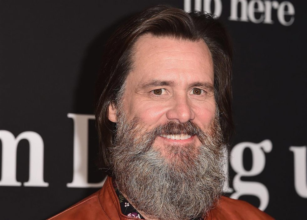 Jim Carrey reaparece ante los medios con una sonrisa en los labios