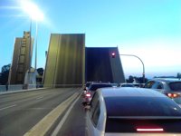 Licitadas en Sevilla por 3,6 millones las obras de mejora del puente de Las Delicias