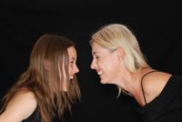 Los efectos en el cerebro de reír juntos