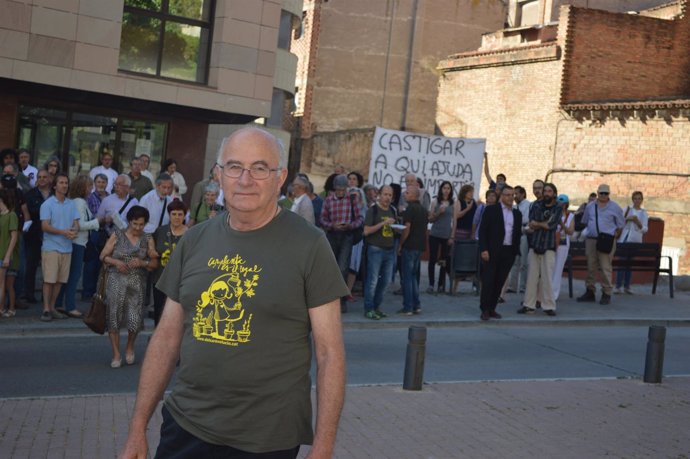 Josep Pàmies dirigiéndose a los juzgados de Lleida