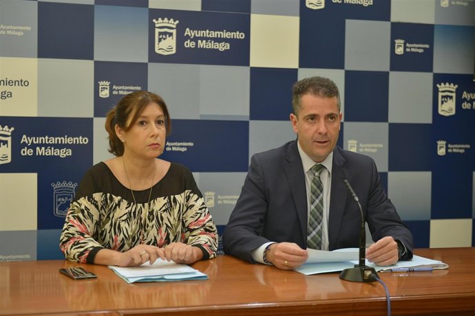 Carlos conde gemma del corral ayuntamiento de málaga portavoz