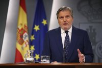 El Gobierno apoya de forma "rotunda" a Catalá: Decir lo contrario es un "chisme falso"