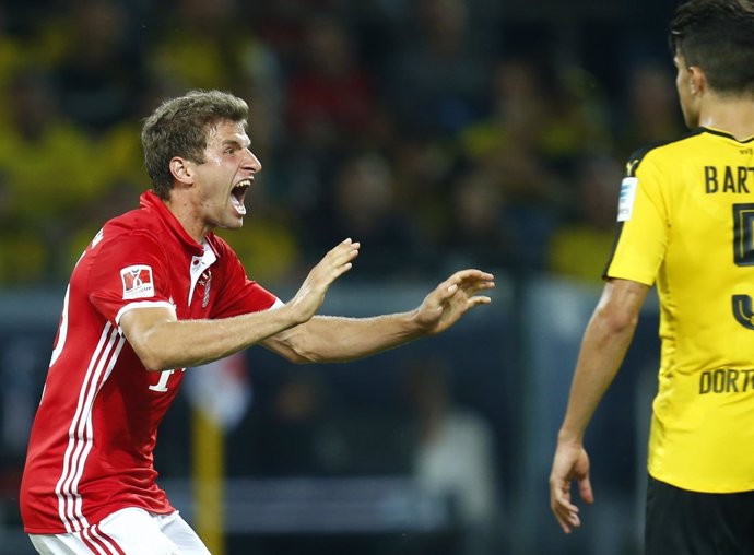 Muller celebra un gol en el Bayern Munich - Borussia Dortmund