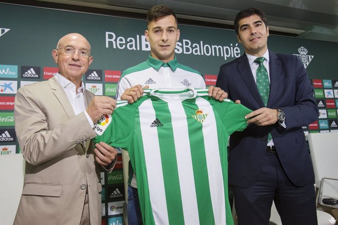 Sergio León, presentado como nuevo jugador del Real Betis