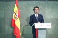Aznar pide hacer frente a la deuda y acometer una reforma fiscal para ofrecer a la clase media un trato "justo"