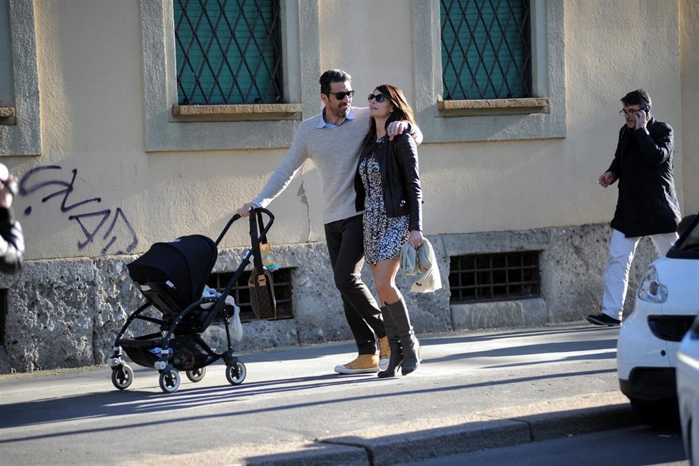  Ilaria D'amico And Gianluigi Buffon For A Walk With Her Son Leopold Matth