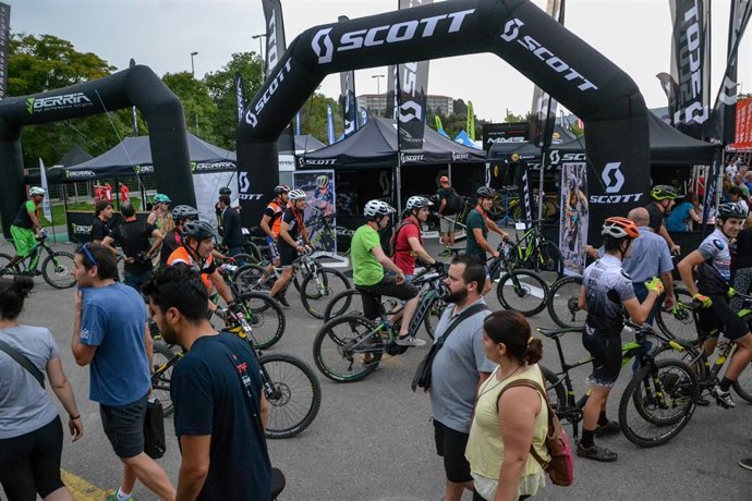 El festival Sigui Otter Europe compta amb 4.000 ciclistes inscrits