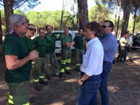 La Junta agradece al dispositivo Infoca desplegado en El Rocío (Huelva) su disposición para atender emergencias