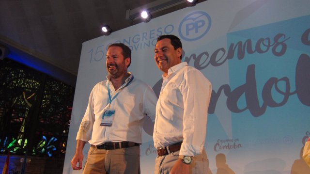 Juanma Moreno con Adolfo Molina