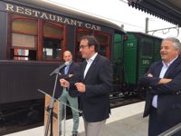 FGC inaugura el Montserrat Classic Express, el único tren restaurante turístico de Catalunya