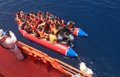 Desembarcan en Motril y Almería 173 personas rescatadas de cuatro pateras en Mar de Alborán