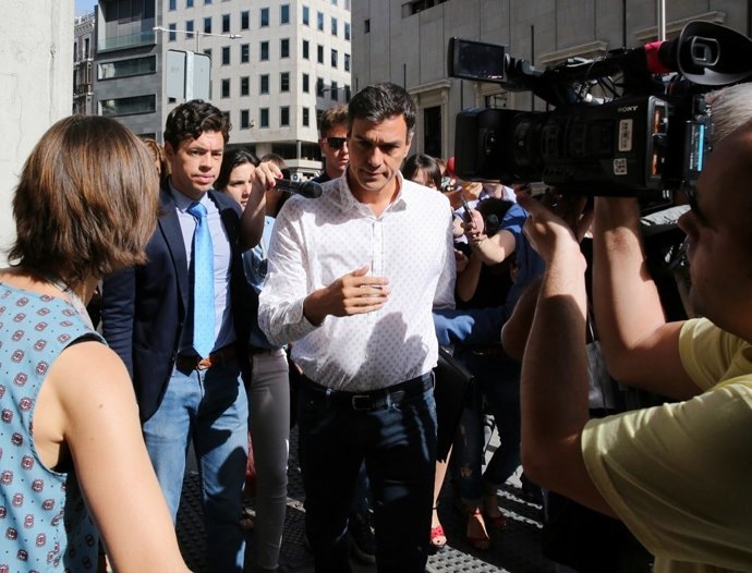Pedro Sánchez vuelve al Congreso por primera vez desde que renunció al escaño