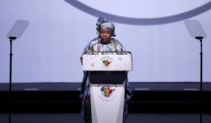 DLAMINI ZUMA