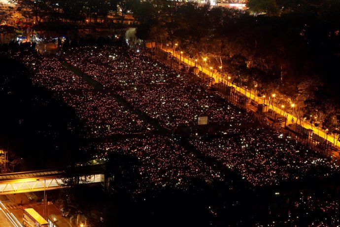 Vigilia en Hong Kong por el 28 aniversario de la masacre de Tiananmen