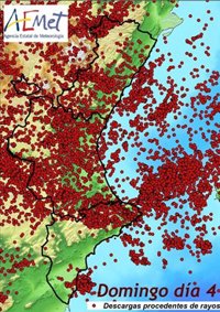Un total de 4.490 rayos caen en la Comunitat Valenciana el fin de semana