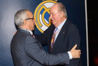 El Rey don Juan Carlos felicita a Alejandro Blanco por su reelección