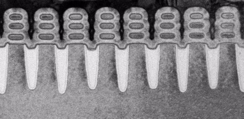 Transistores del nuevo chip de 5 nm de IBM