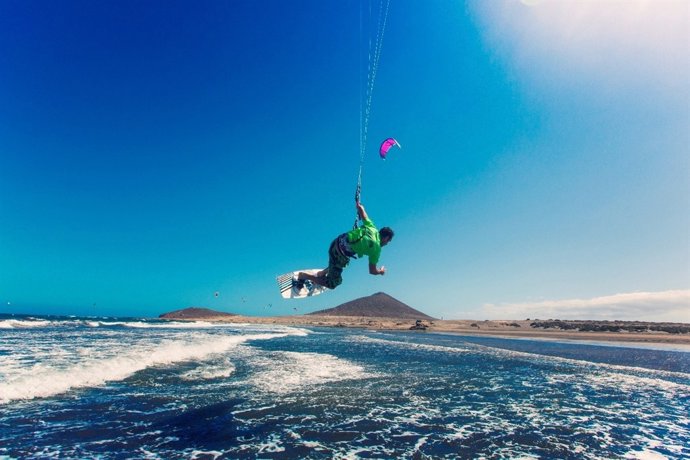 Nota De Prensa Y Fotografías: Turismo Activo Promoción