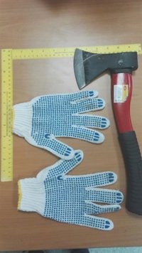 Sorprendido con un hacha el detenido por varios robos en Milladoiro