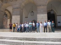 La alcaldesa de Cáceres asegura que se siguen al pie las indicaciones de seguridad del Ministerio del Interior