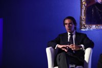 Aznar avisa de que "la batalla" contra el terrorismo se perderá si se decide "mirar para otro lado o no hacer nada" 