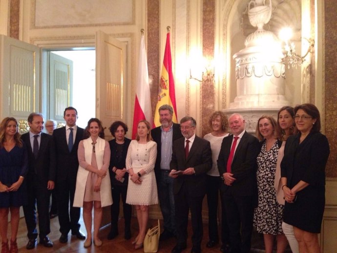 Delegación presidida por Ana Pastor. Cracovia. Viaje del Congreso