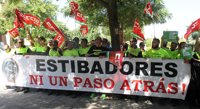 La huelga de la estiba logra un seguimiento del 100% en todos los puertos de Andalucía, según CCOO