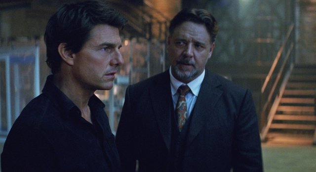 Tom Cruise y Russell Crowe en La Momia