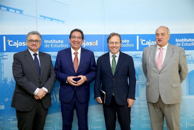 Desayuno del Club de Directivos Andalucía, con el consejero delegado de DKV