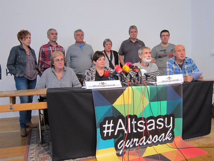 Padres y madres de los detenidos por la agresión en Alsasua